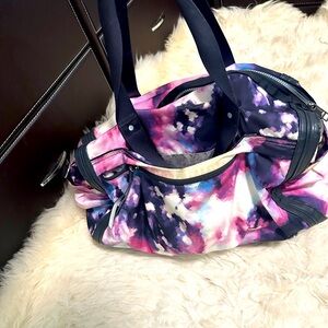 Lulu Lemon Duffle Bag